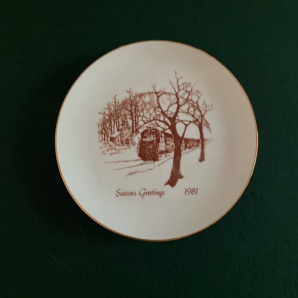 Vintage Conrail Limited Edition Xmas Plate